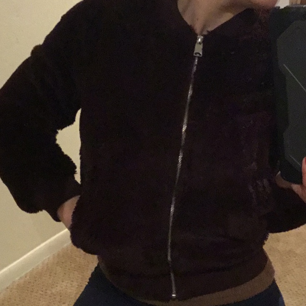 Fluffy Maroon Jacket w/ Zipper Front